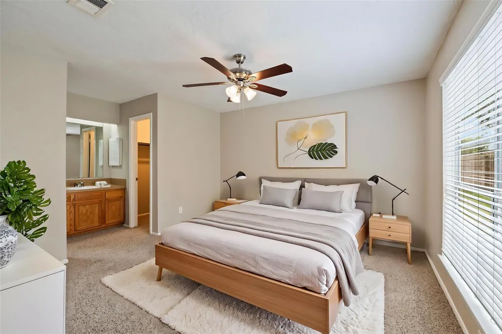 2915 Early Turn Drive Webster, TX 77598