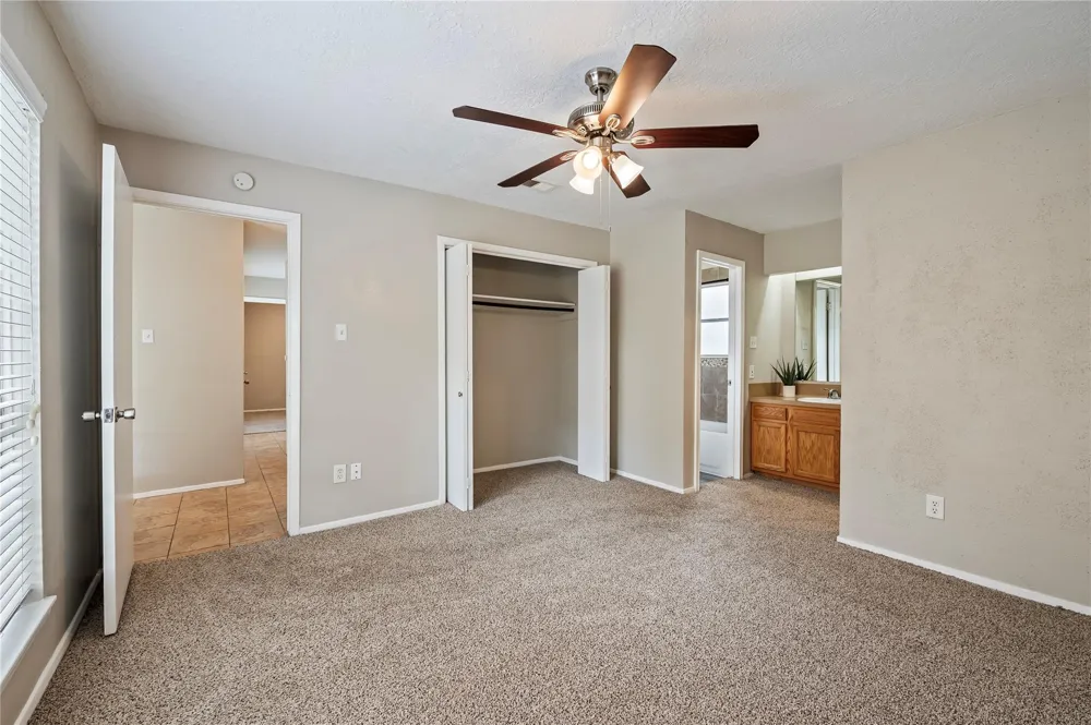 2915 Early Turn Drive Webster, TX 77598