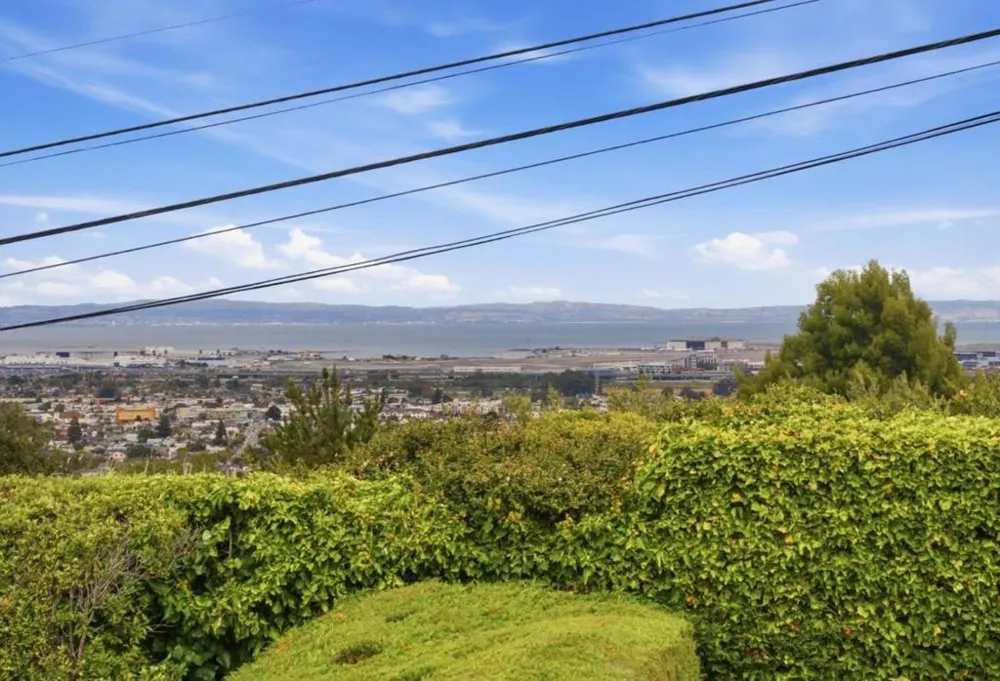 316 Courtland Drive San Bruno, CA 94066