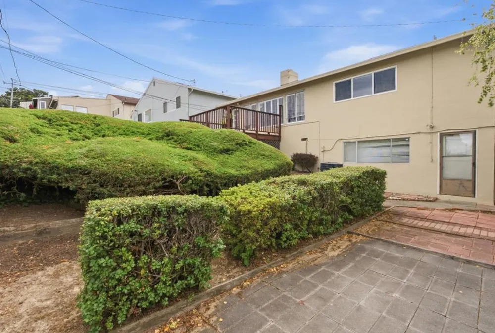 316 Courtland Drive San Bruno, CA 94066