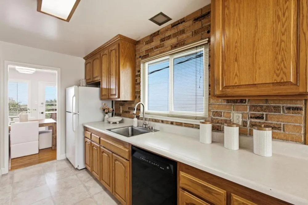 316 Courtland Drive San Bruno, CA 94066
