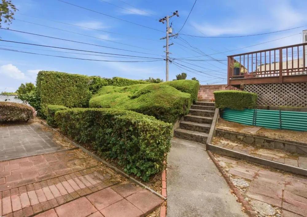 316 Courtland Drive San Bruno, CA 94066