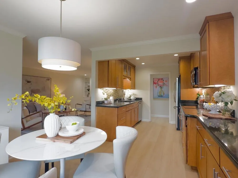 461 Burgess Drive #9 Menlo Park, CA 94025