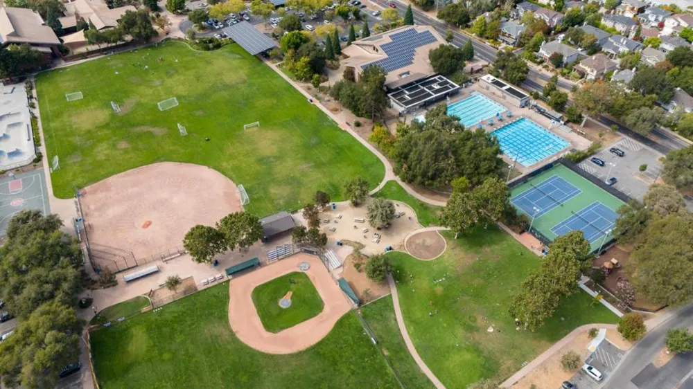 461 Burgess Drive #9 Menlo Park, CA 94025