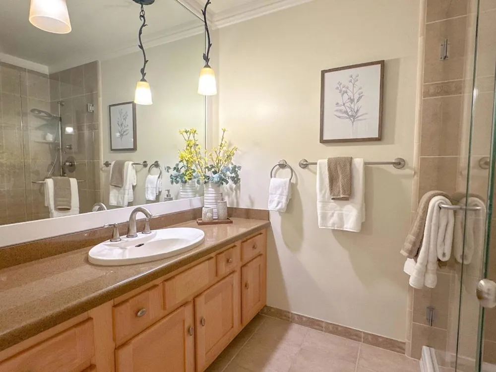 461 Burgess Drive #9 Menlo Park, CA 94025