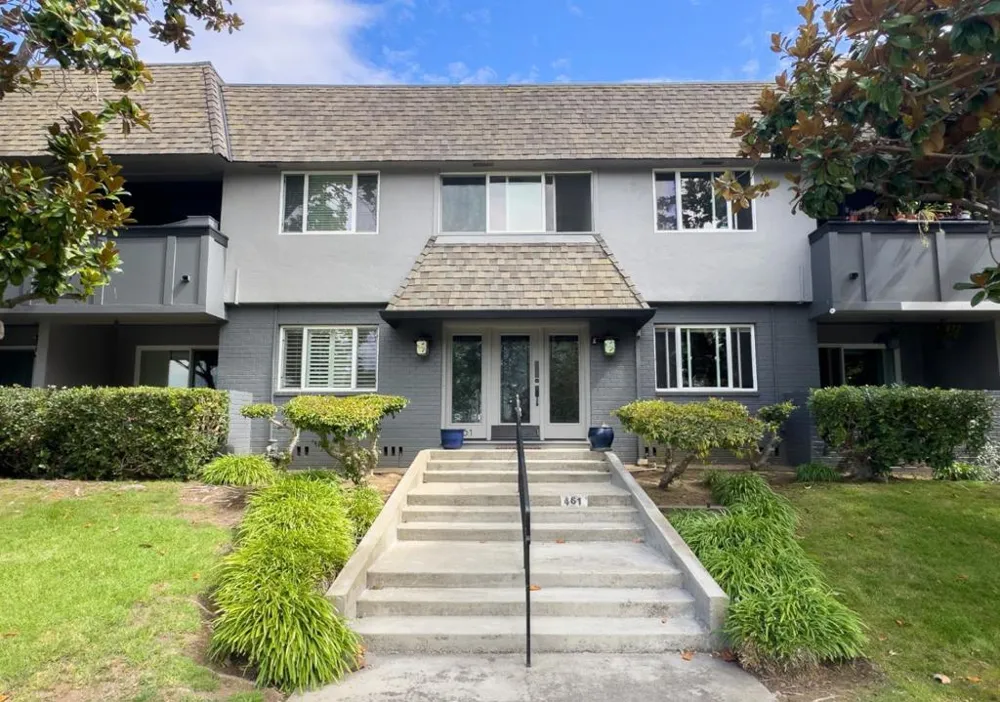 461 Burgess Drive #9 Menlo Park, CA 94025