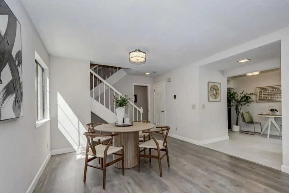 19948 Portal Plaza Cupertino, CA 95014