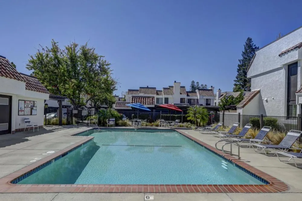 19948 Portal Plaza Cupertino, CA 95014