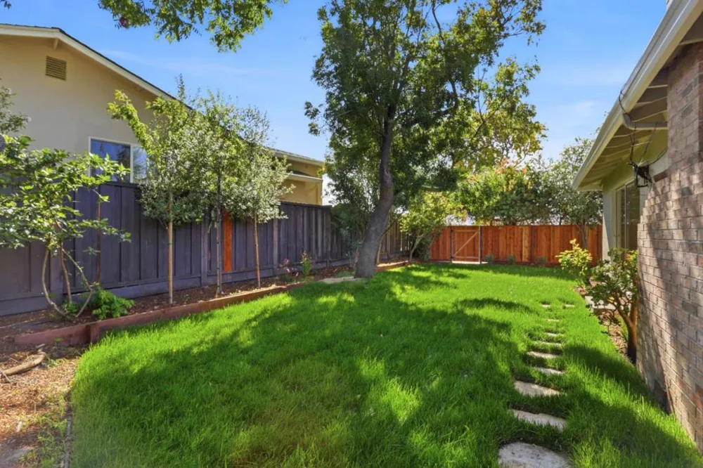 1104 Lillick Drive Sunnyvale, CA 94087