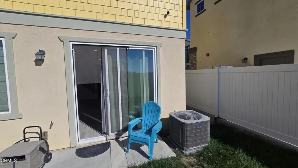 242 Hydrangea Street Fillmore, CA 93015
