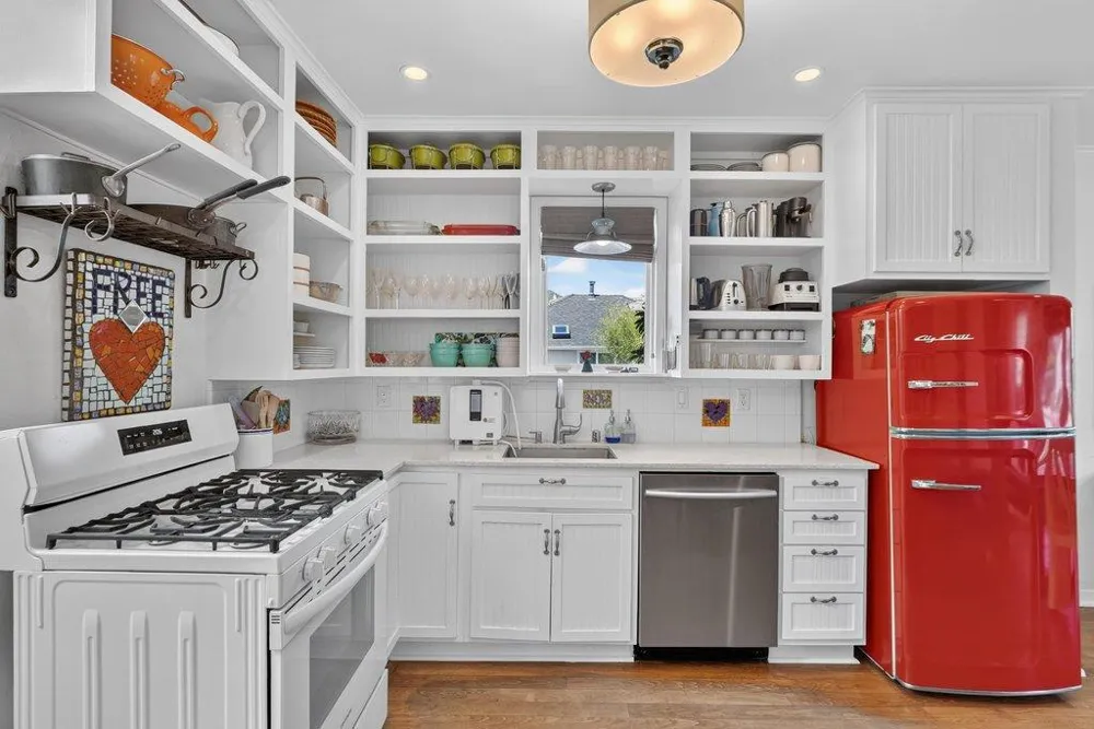 319 Seabright Avenue Santa Cruz, CA 95062