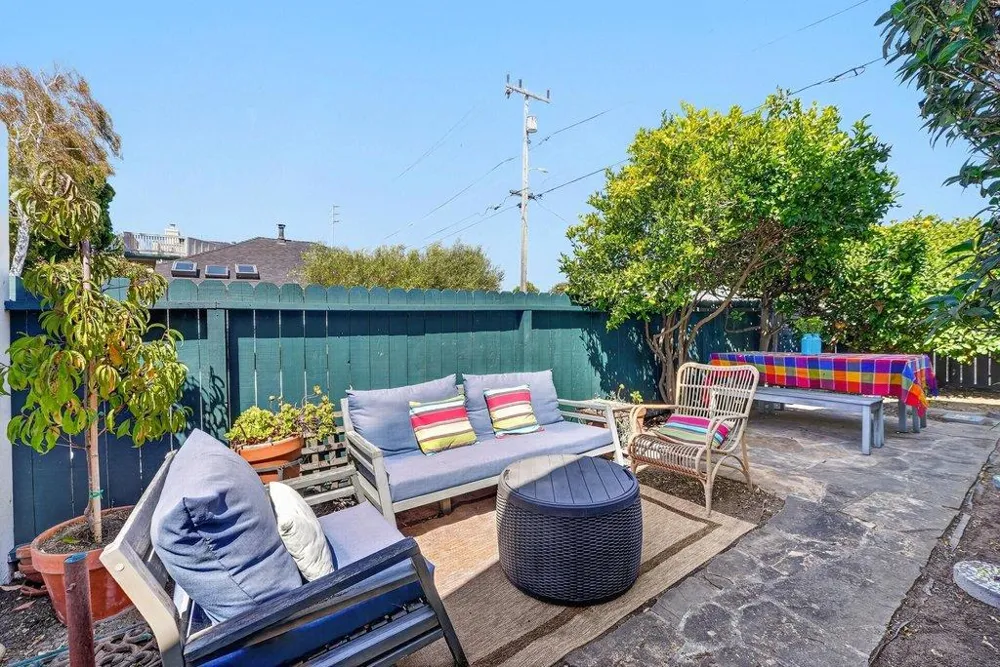 319 Seabright Avenue Santa Cruz, CA 95062