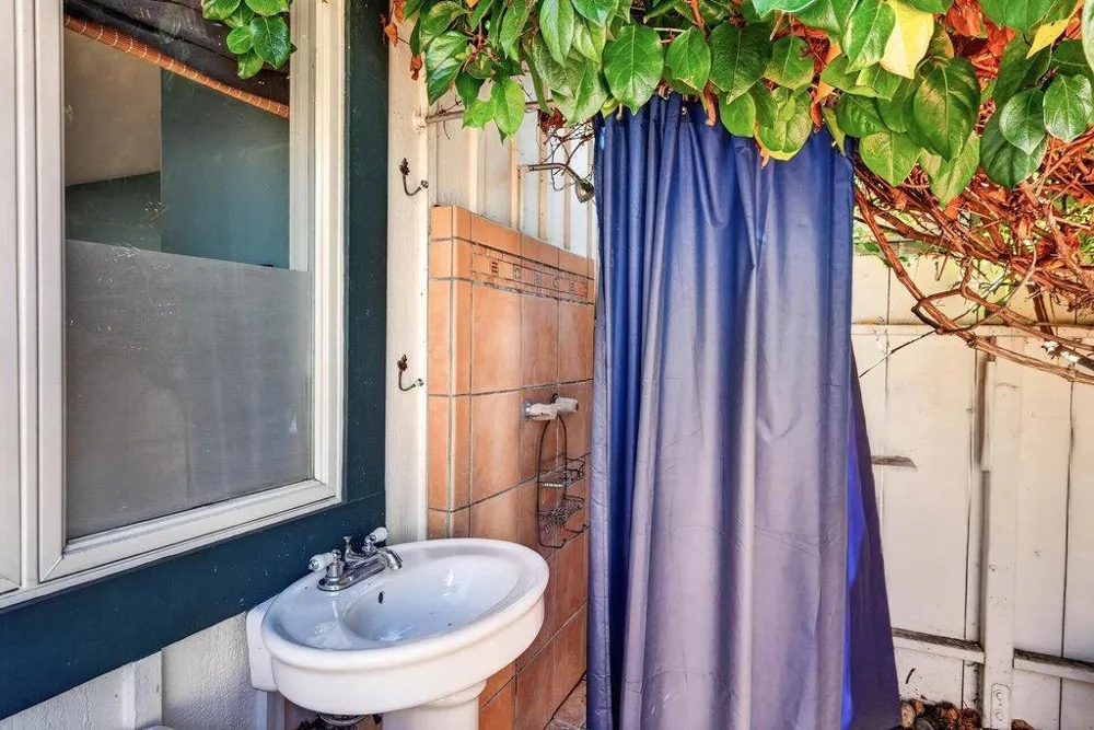 319 Seabright Avenue Santa Cruz, CA 95062