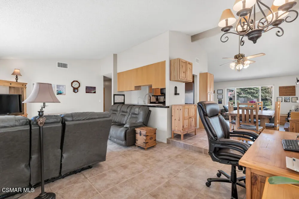 4771 Talmadge Road Moorpark, CA 93021