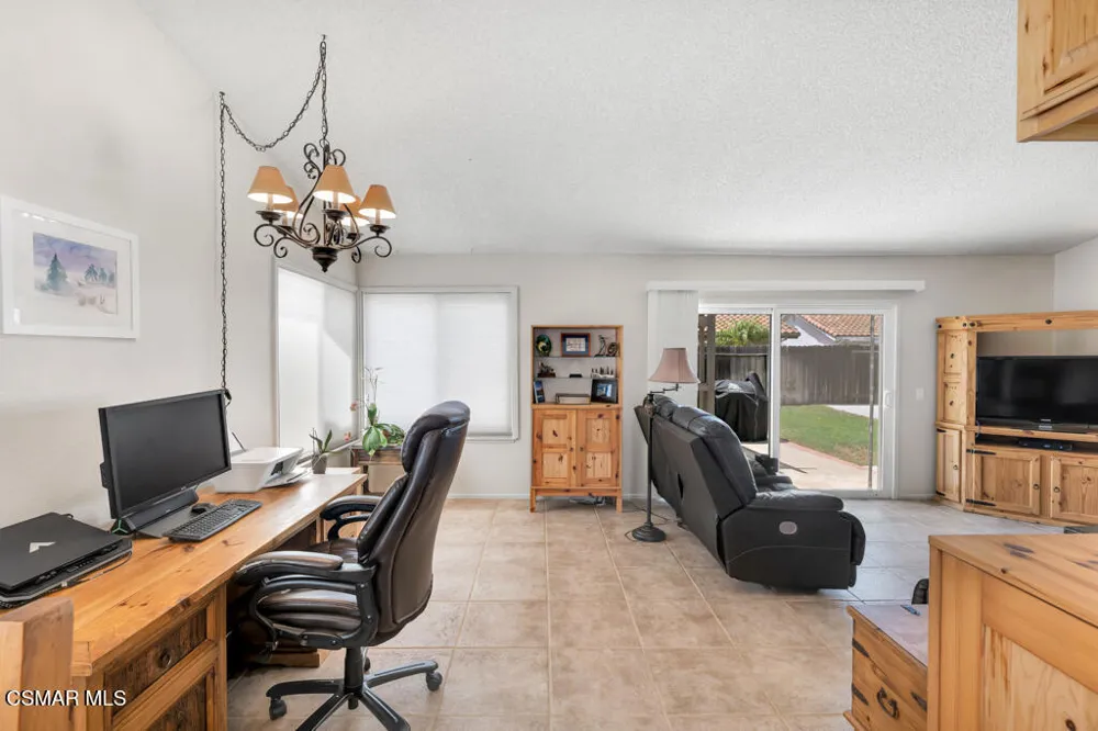 4771 Talmadge Road Moorpark, CA 93021