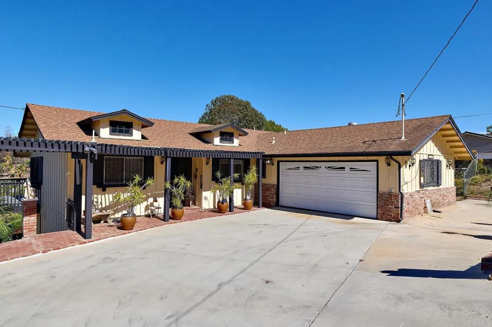 3109 Penview Drive Vista, CA 92084