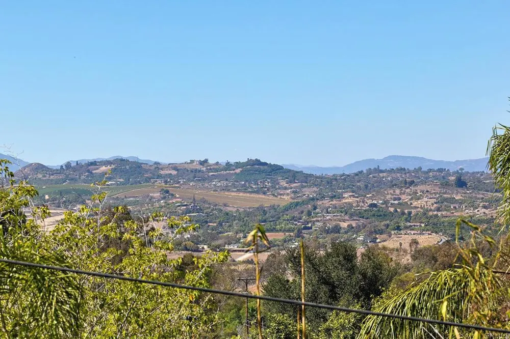 3109 Penview Drive Vista, CA 92084