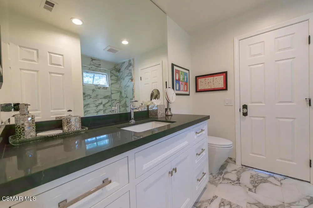 2491 Swanfield Court Thousand Oaks, CA 91361