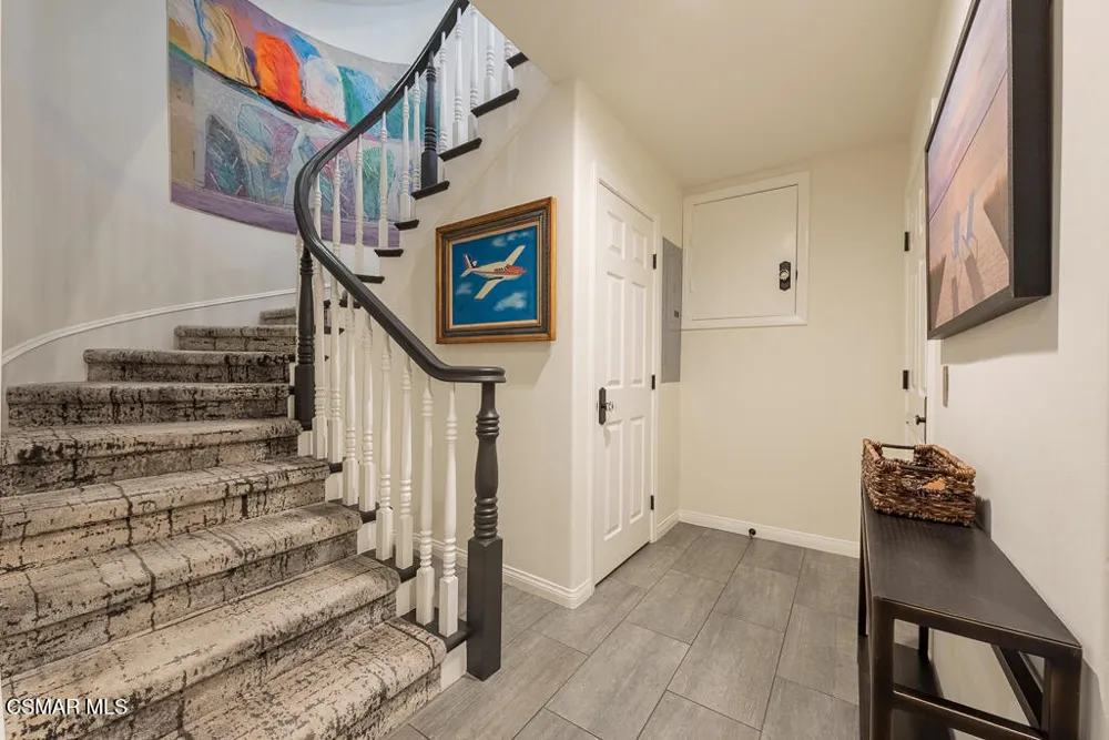 2491 Swanfield Court Thousand Oaks, CA 91361