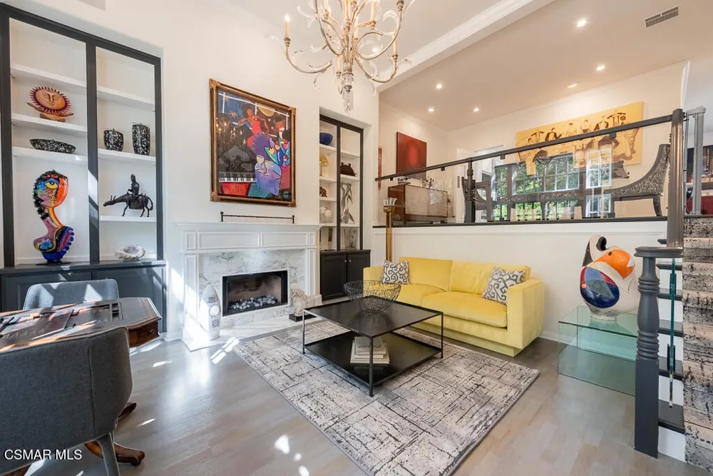 2491 Swanfield Court Thousand Oaks, CA 91361