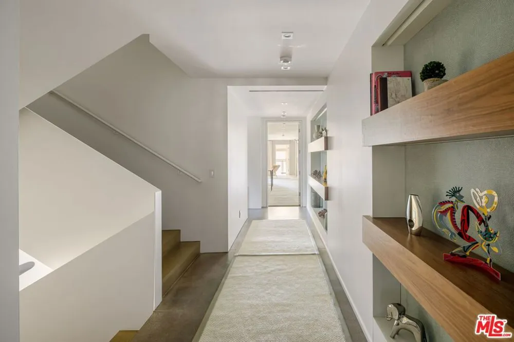 1550 Casale Road Pacific Palisades, CA 90272