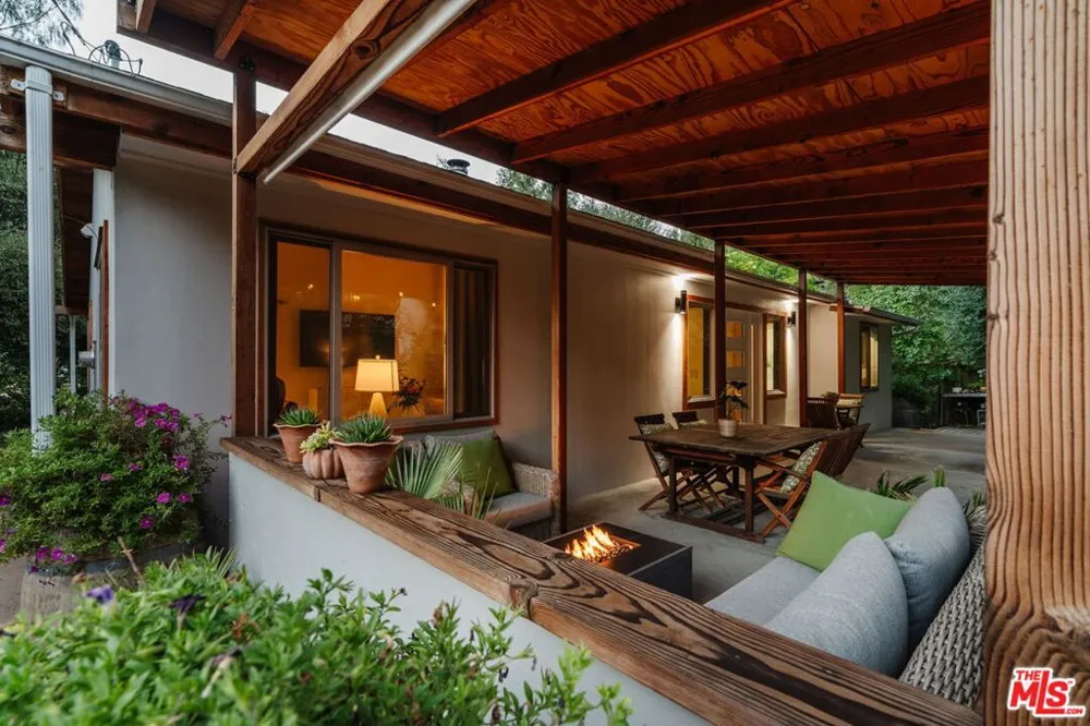 1230 Old Topanga Canyon Road Topanga, CA 90290