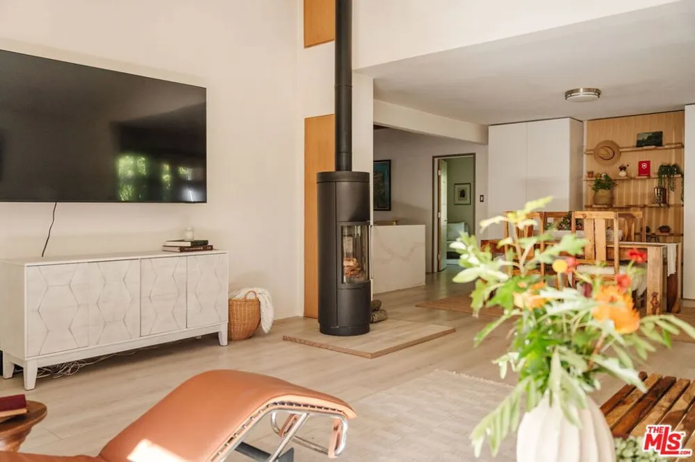 1230 Old Topanga Canyon Road Topanga, CA 90290