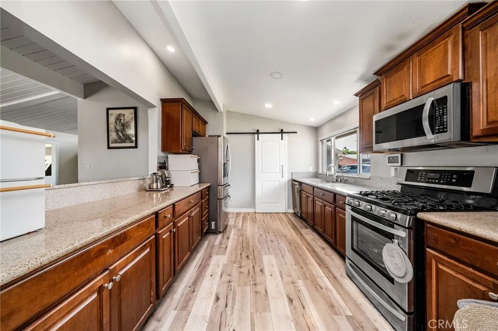 5817 Los Cientos Buena Park, CA 90620