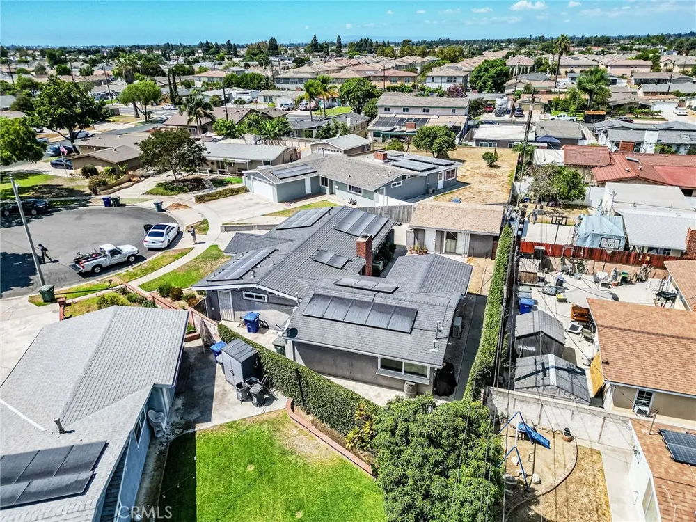 5817 Los Cientos Buena Park, CA 90620