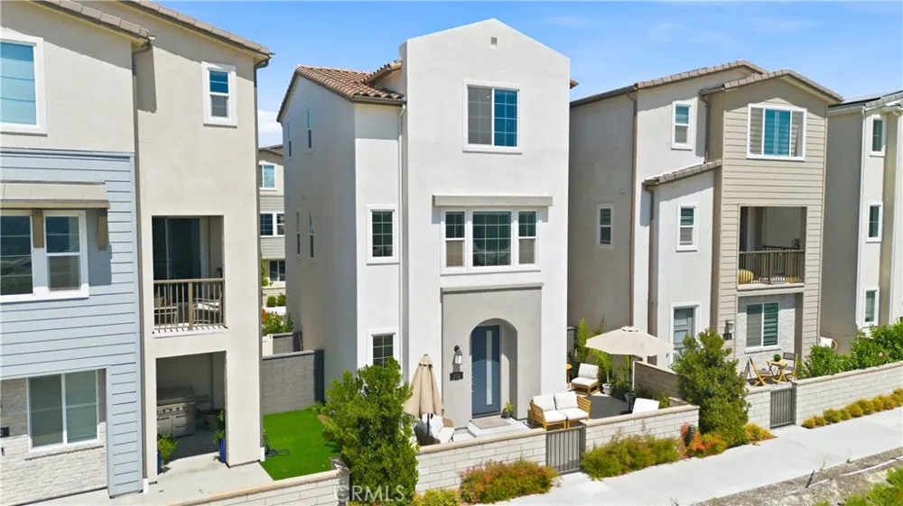 232 Heartland Way Rancho Mission Viejo, CA 92694