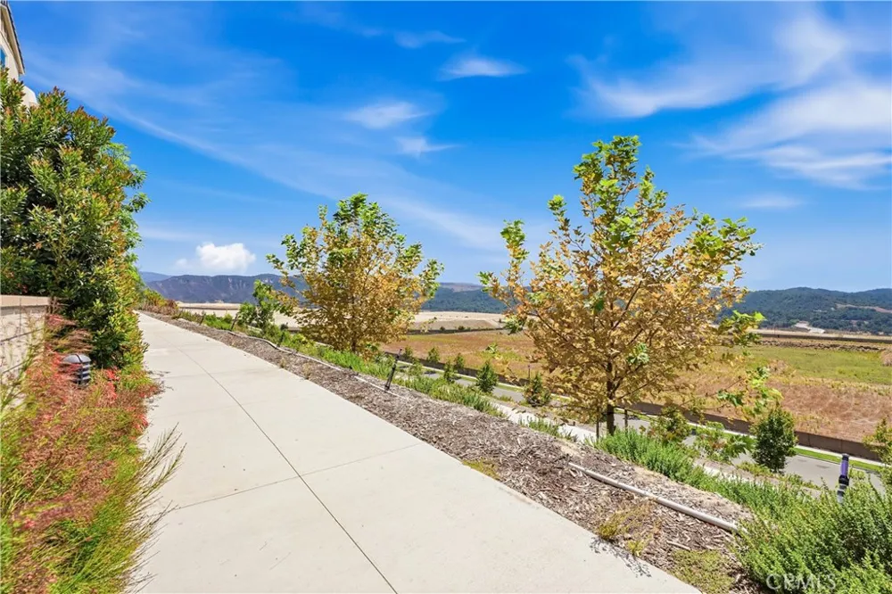 232 Heartland Way Rancho Mission Viejo, CA 92694