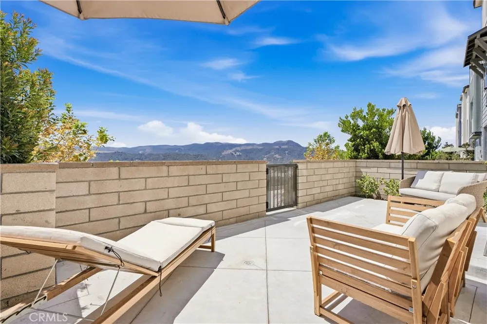 232 Heartland Way Rancho Mission Viejo, CA 92694