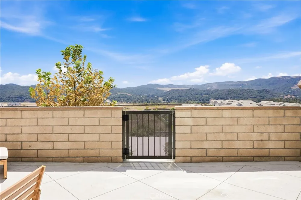 232 Heartland Way Rancho Mission Viejo, CA 92694