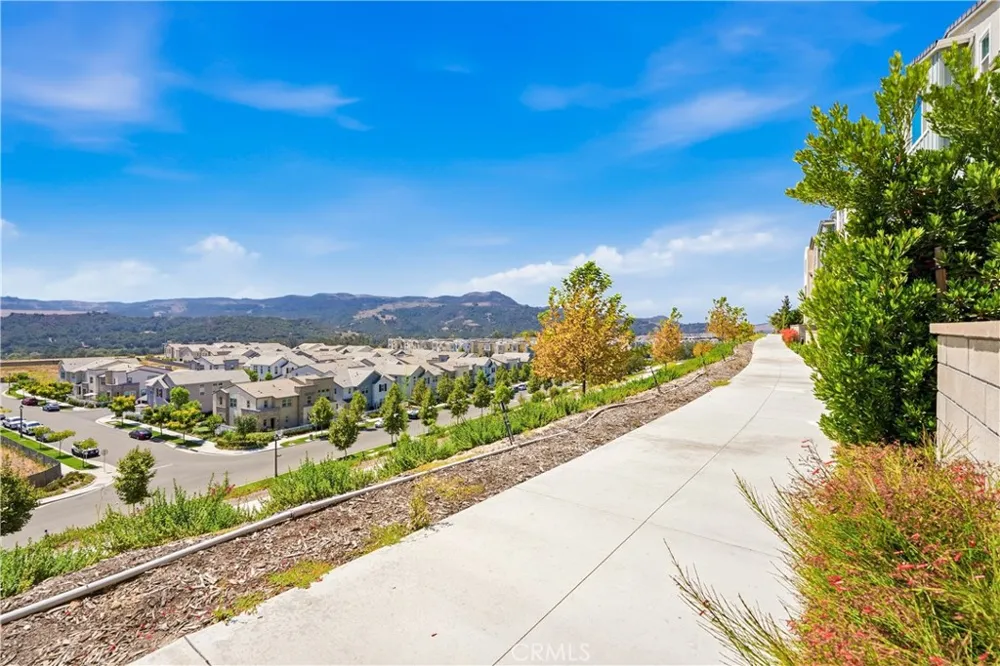 232 Heartland Way Rancho Mission Viejo, CA 92694