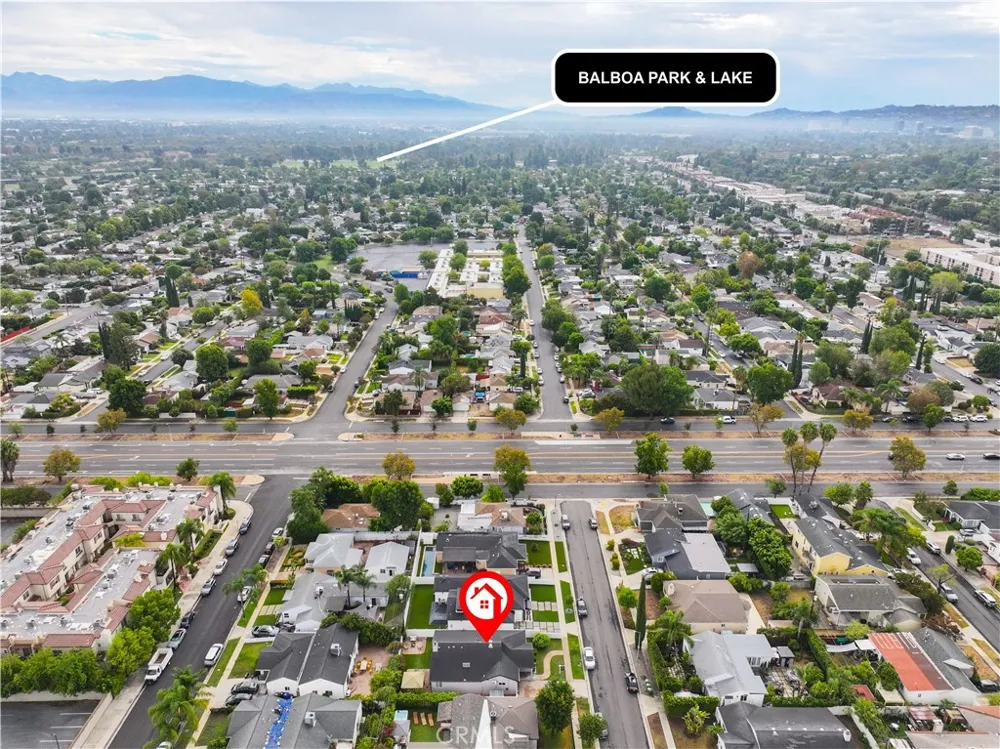 17717 Miranda Encino, CA 91316