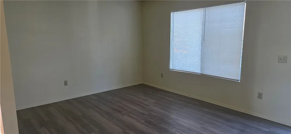 1319 Oakwood Drive #11 San Bernardino, CA 92405