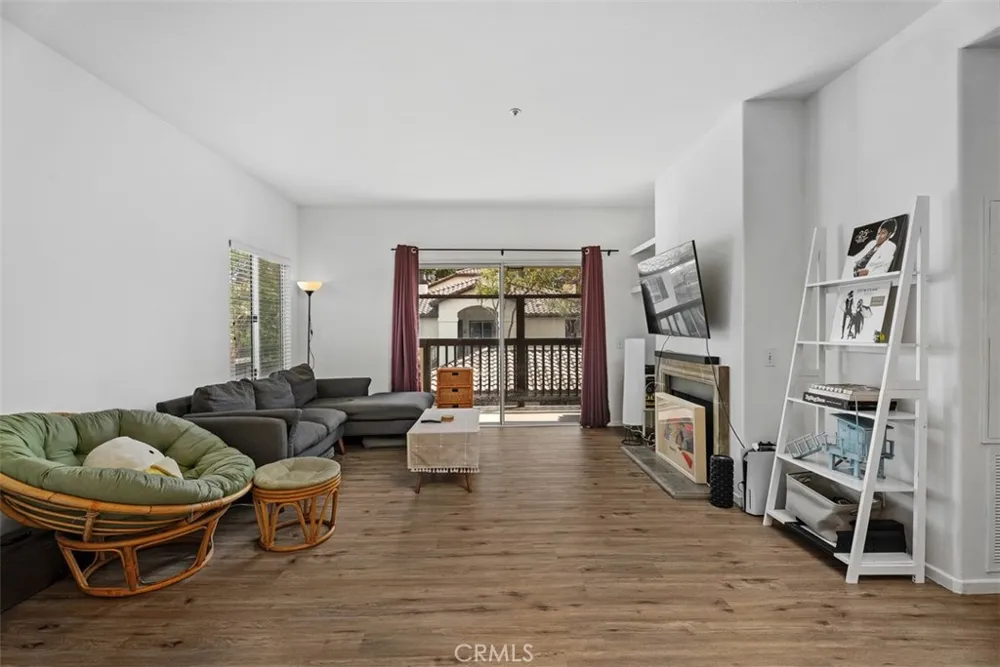 2960 Champion Way #1008 Tustin, CA 92782