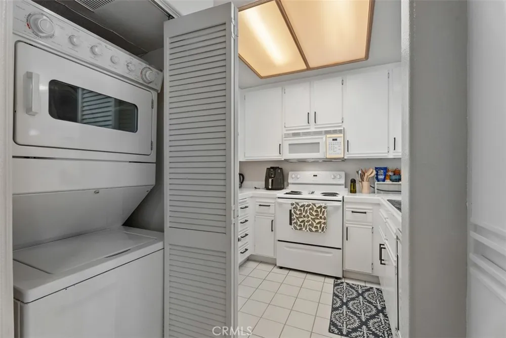 2960 Champion Way #1008 Tustin, CA 92782