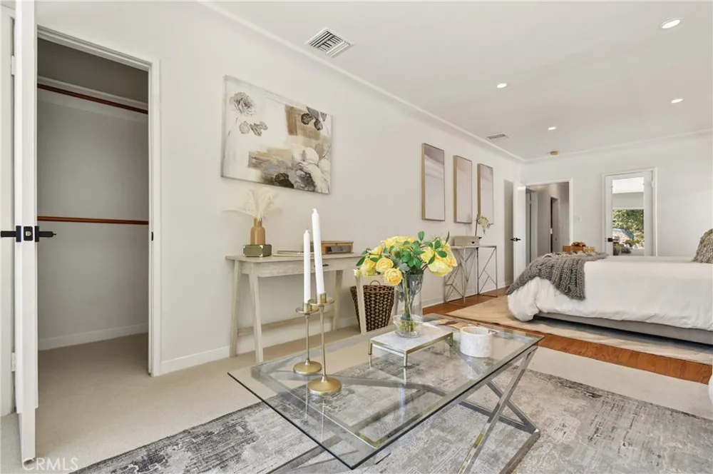5546 Strohm North Hollywood, CA 91601