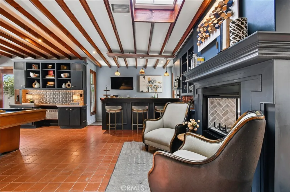 5546 Strohm North Hollywood, CA 91601