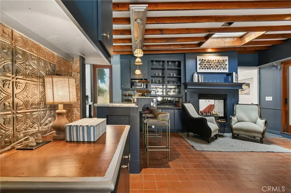 5546 Strohm North Hollywood, CA 91601