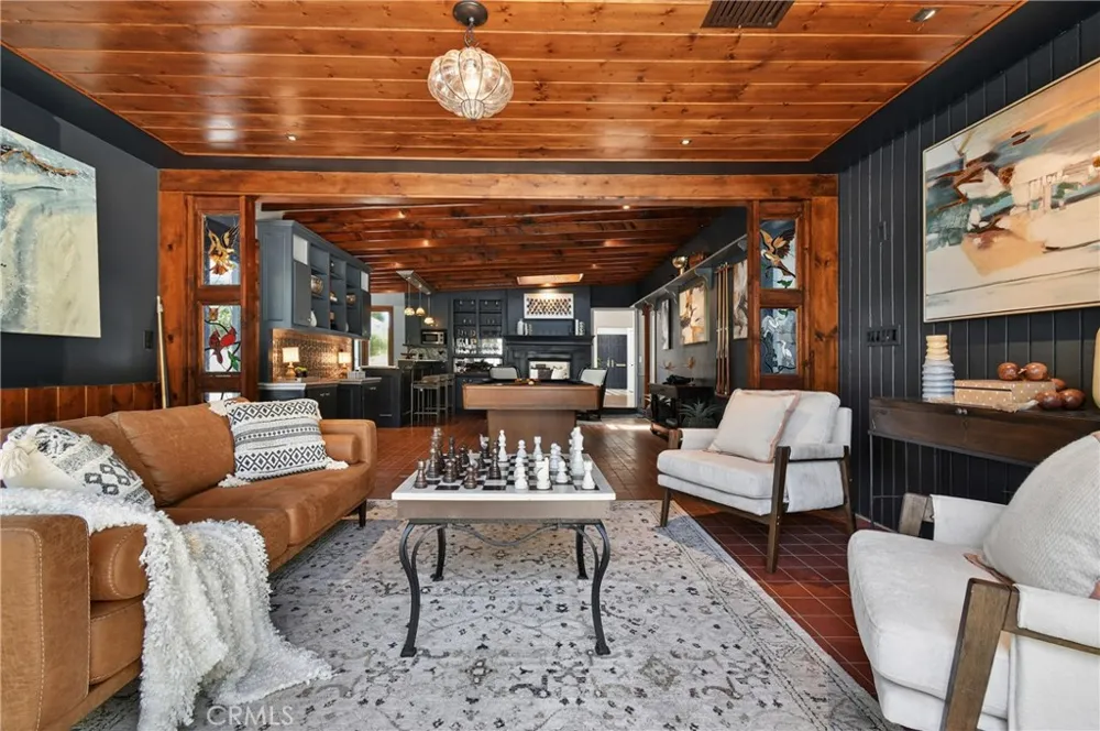 5546 Strohm North Hollywood, CA 91601