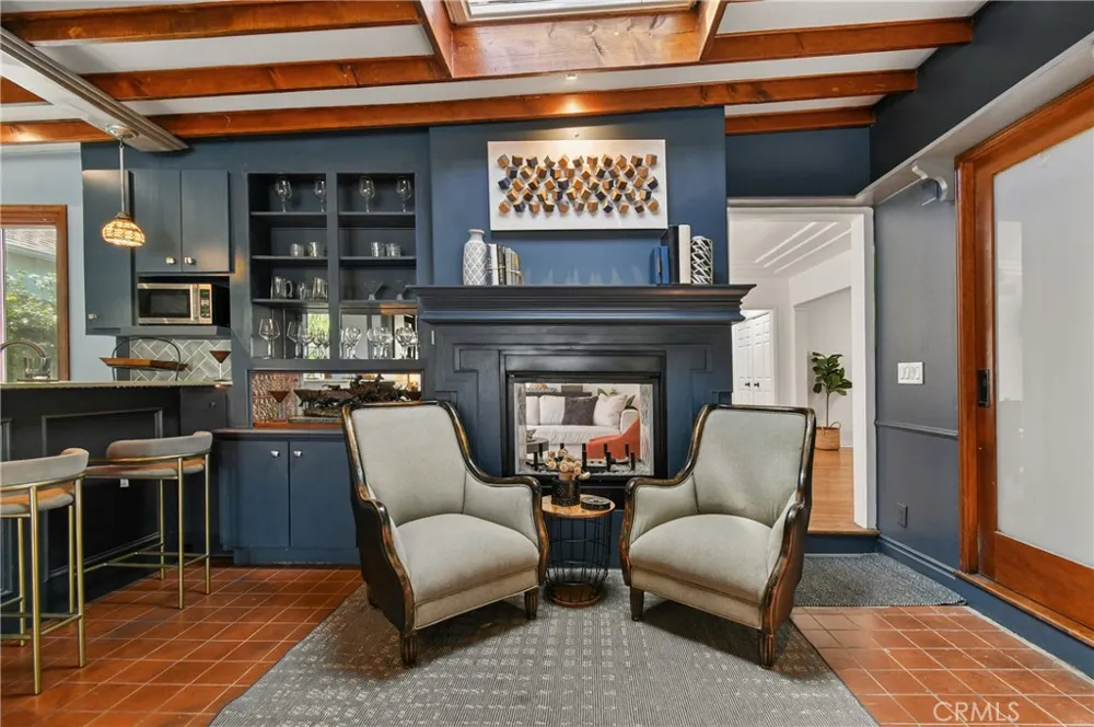 5546 Strohm North Hollywood, CA 91601