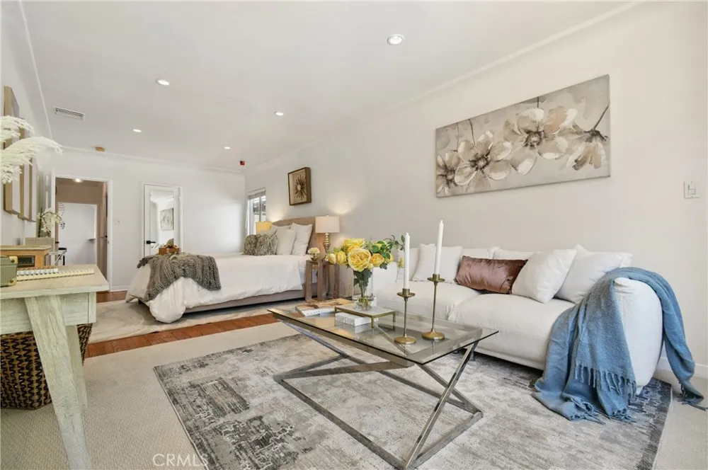 5546 Strohm North Hollywood, CA 91601