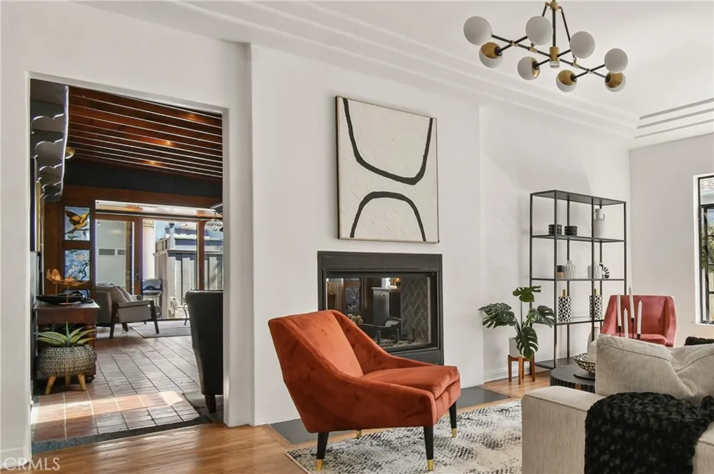 5546 Strohm North Hollywood, CA 91601