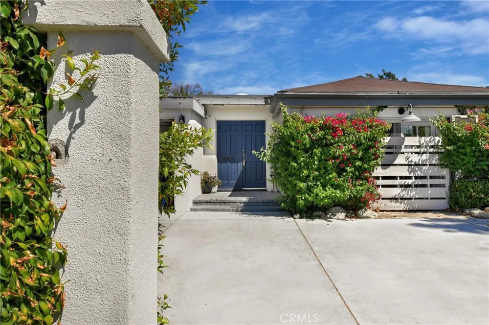 5546 Strohm North Hollywood, CA 91601