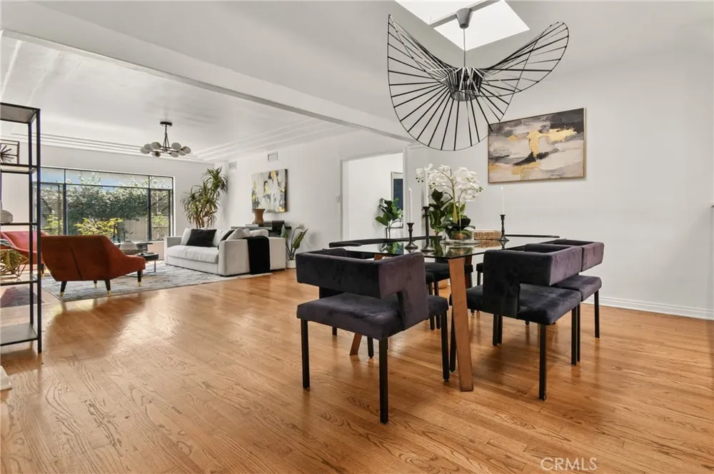 5546 Strohm North Hollywood, CA 91601