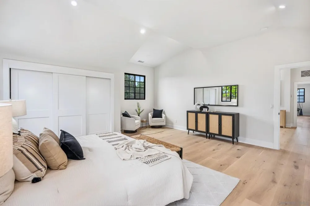 1312 3rd St Coronado, CA 92118