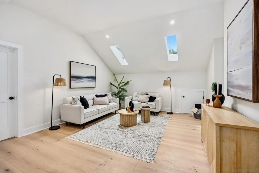 1312 3rd St Coronado, CA 92118