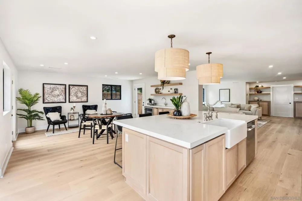 1312 3rd St Coronado, CA 92118